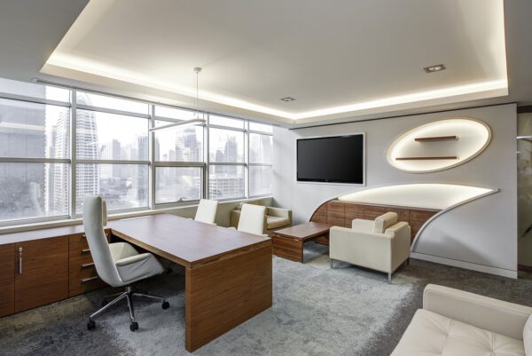 Navigating The Office Labyrinth: Morale, Tech, And Space.