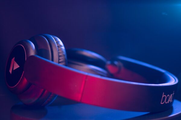 Streaming Wars Heat Up: Niche Platforms Gain Ground
